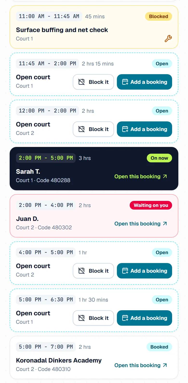 The court schedule for one day, with open, blocked, booked and waiting times, and the booking being played now. The court schedule for one day, with open, blocked, booked and waiting times, and the booking being played now.