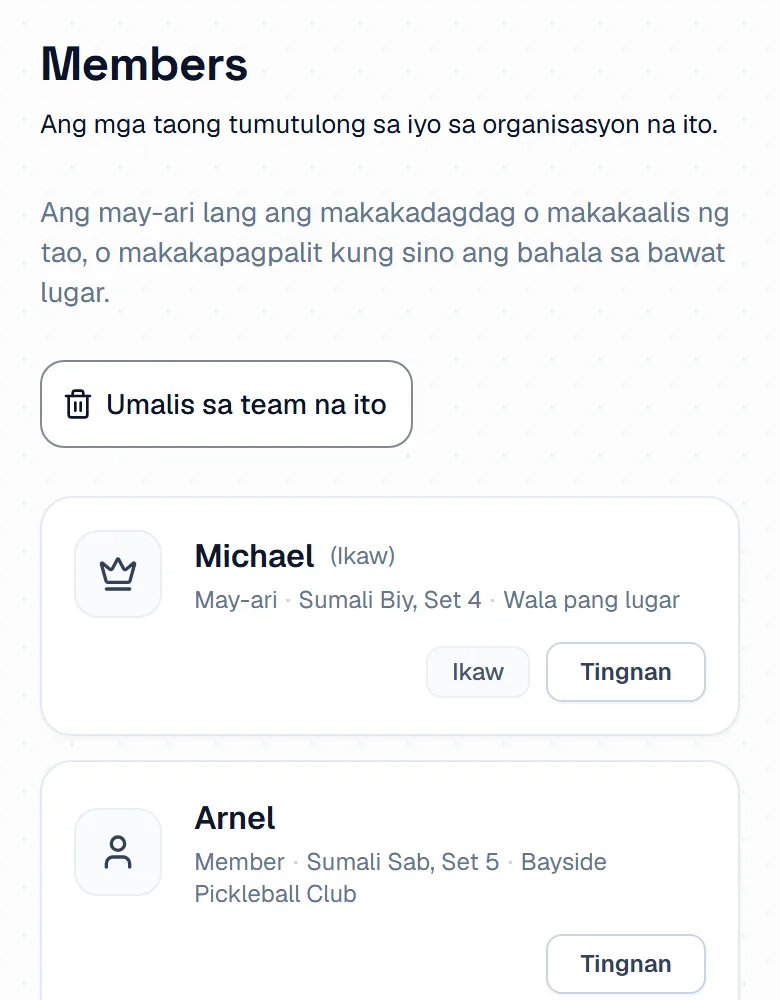 Ang page ng Mga Miyembro ng Team ayon sa nakikita ng miyembro, may button na Umalis sa team na ito sa itaas ng listahan.