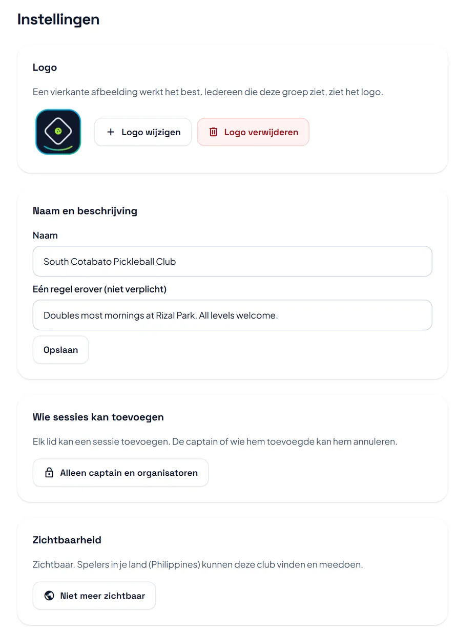 De bovenkant van de instellingen van een club: het logo, de naam en beschrijving, wie sessies kan toevoegen en de knop om de club zichtbaar te maken. De bovenkant van de instellingen van een club: het logo, de naam en beschrijving, wie sessies kan toevoegen en de knop om de club zichtbaar te maken.