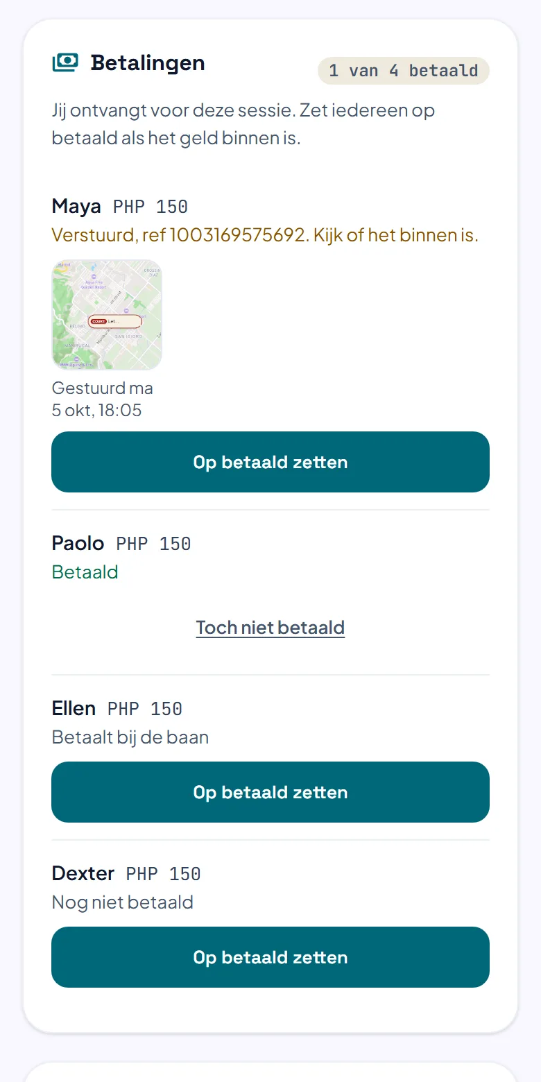 De lijst Betalingen bij een sessie, met het bedrag van elke speler, of ze een referentie of screenshot stuurden, en een knop Op betaald zetten. De lijst Betalingen bij een sessie, met het bedrag van elke speler, of ze een referentie of screenshot stuurden, en een knop Op betaald zetten.