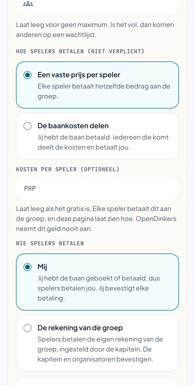 Het betaaldeel van het formulier Sessie toevoegen: een vaste prijs per speler of de baankosten delen, wie spelers betalen, en betalen bij de baan.